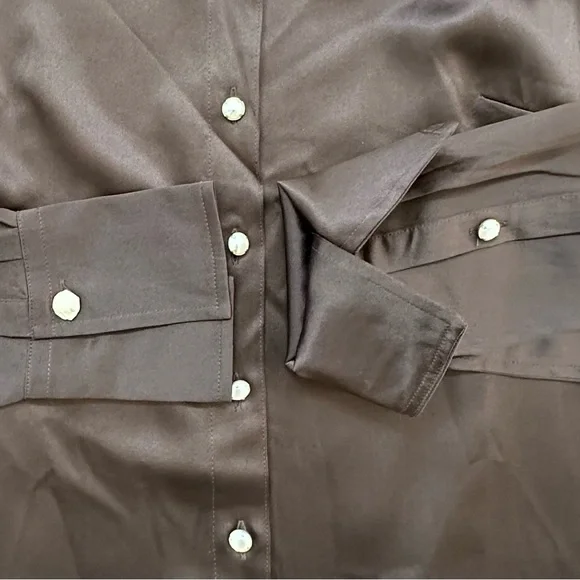 Ann Taylor longsleeve silk blouse - Picture 4 of 4